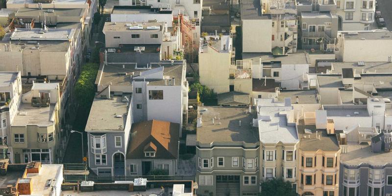 命理咨询新视角：从周易八字看阴阳五行如何指导中医四季养生