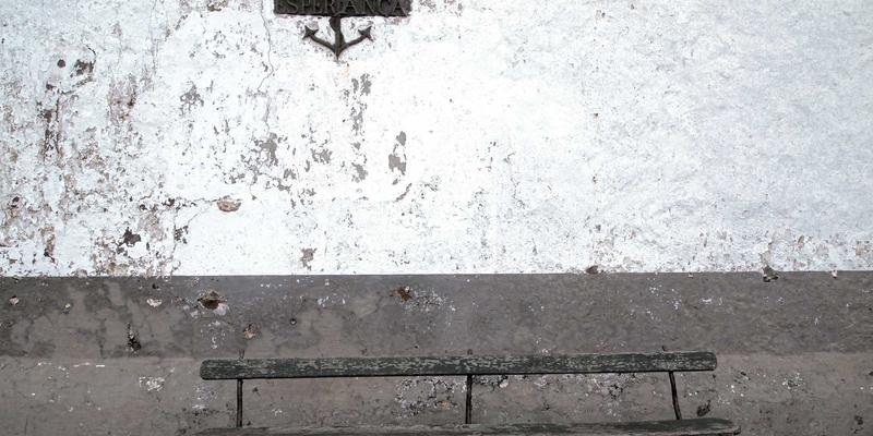 易经智慧与现代治理：从讼卦与噬嗑卦看命理咨询与风水中的司法思想