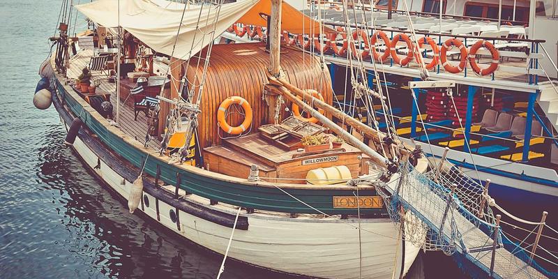 风水智慧与命理咨询：揭秘《周易》中的实用传统文化技巧